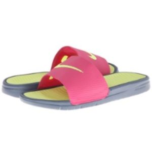 NWT Nike Women's Solar-soft Slides